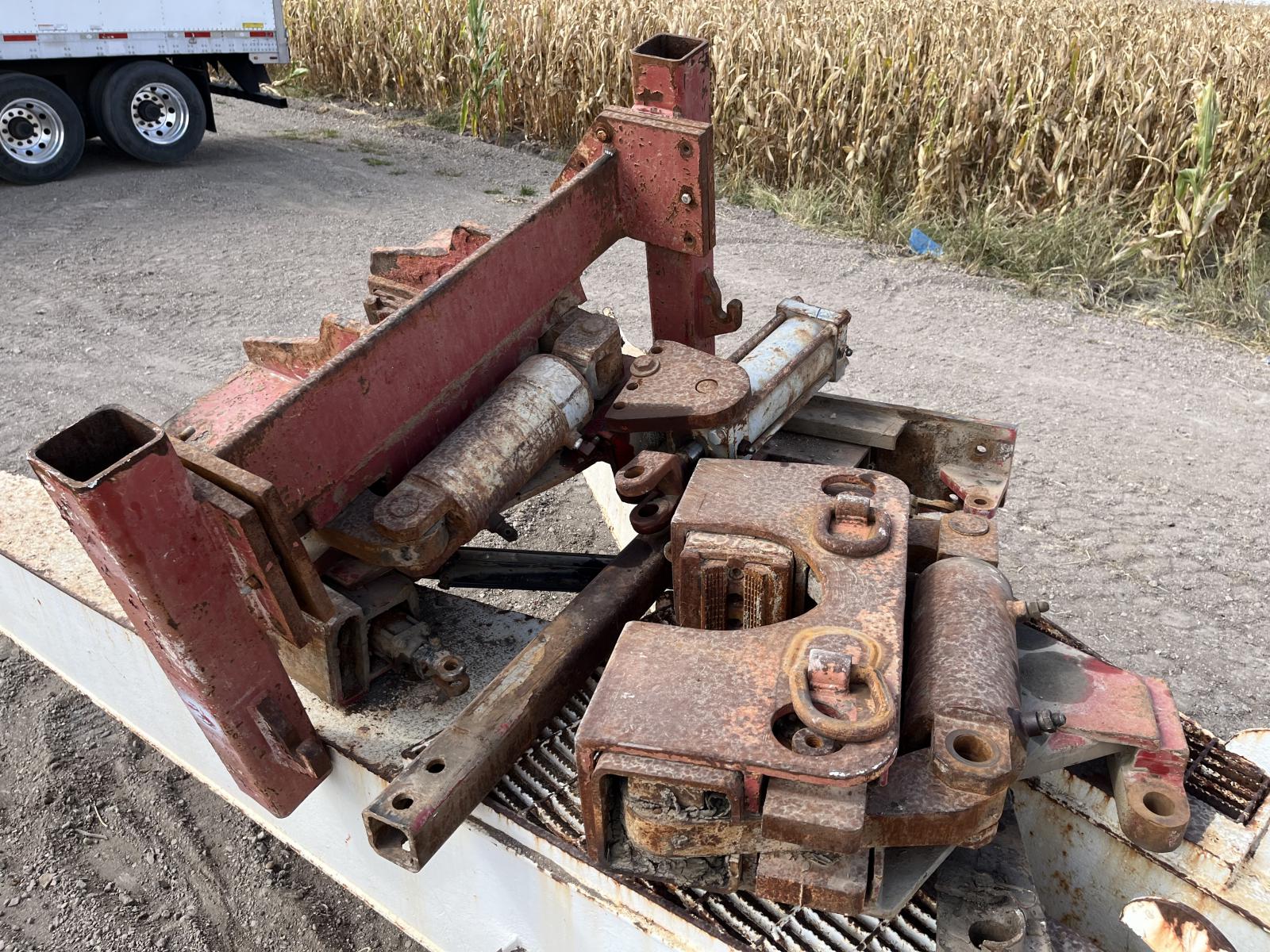 ./imagenes/INVOICE/2019/17894/BRAZO PARA MONTAR TUBERIA IRON ROUGHNECK HT-75 (3).JPG